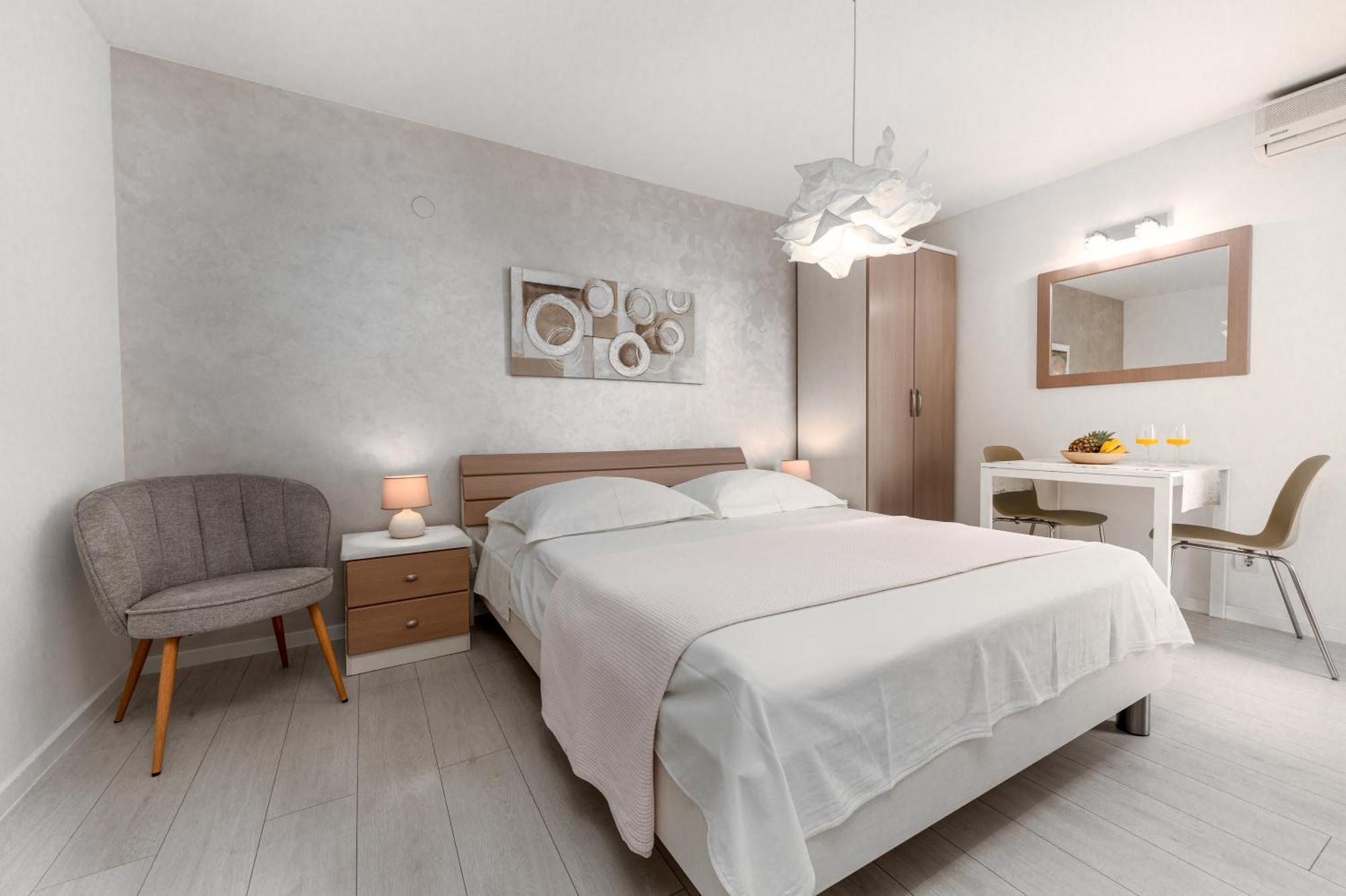 Apartments Kartulina Brela Zewnętrze zdjęcie